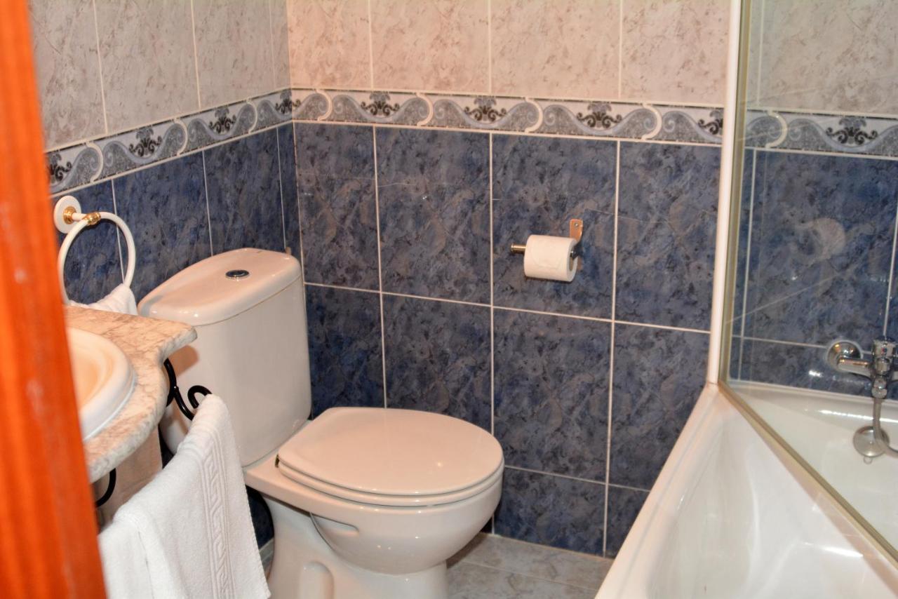 Hostal Gastrobar Carmelo Villarejo de Salvanés Екстериор снимка