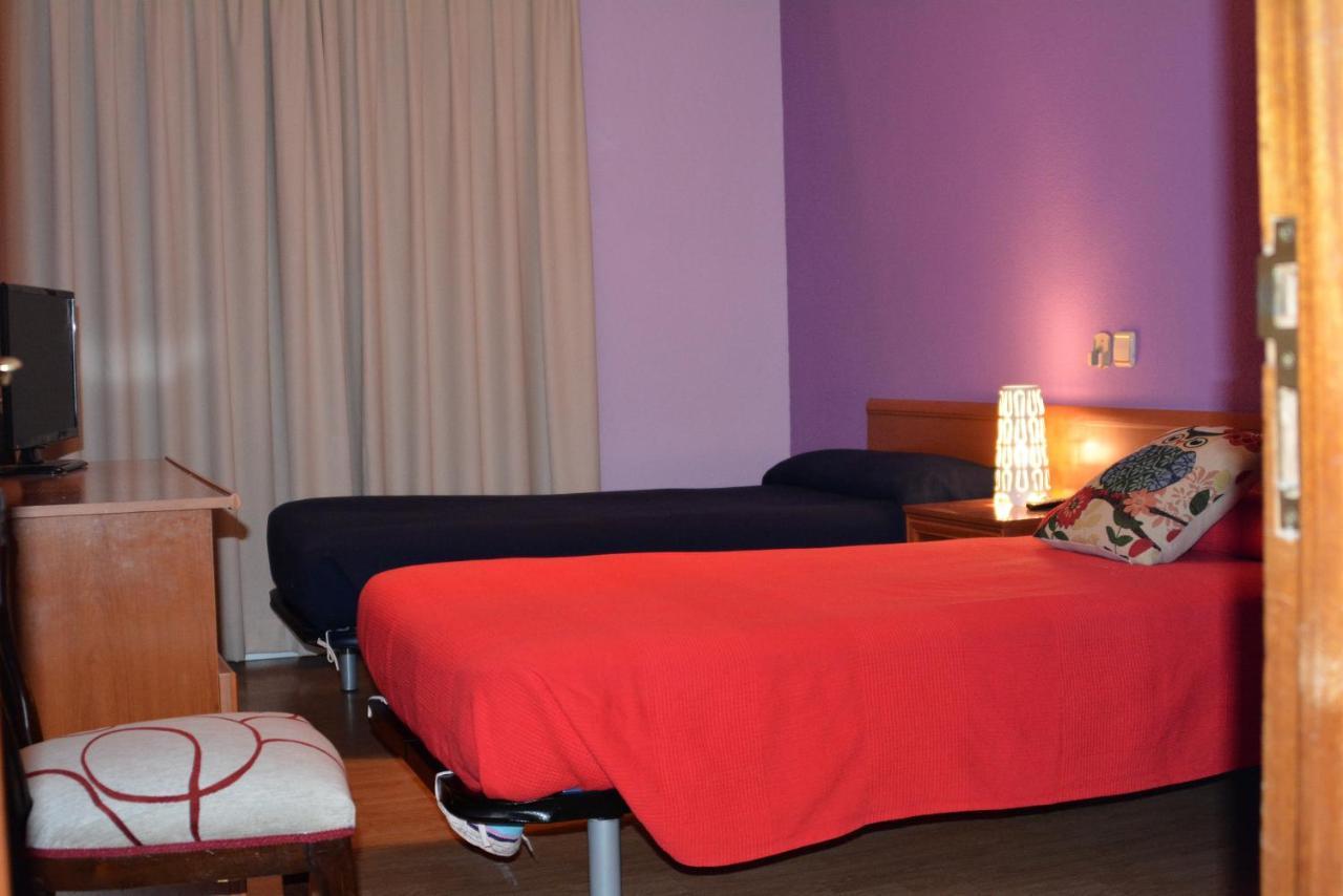 Hostal Gastrobar Carmelo Villarejo de Salvanés Екстериор снимка
