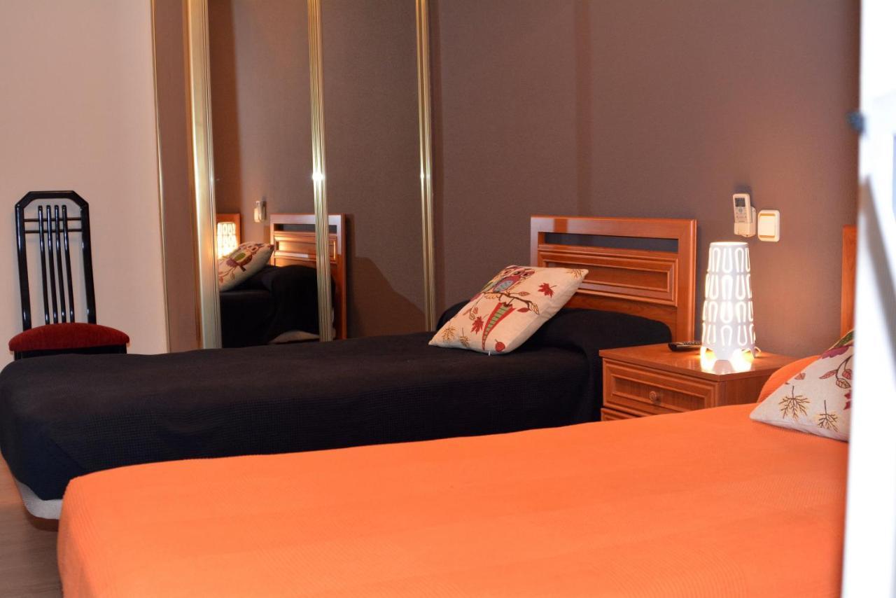 Hostal Gastrobar Carmelo Villarejo de Salvanés Екстериор снимка