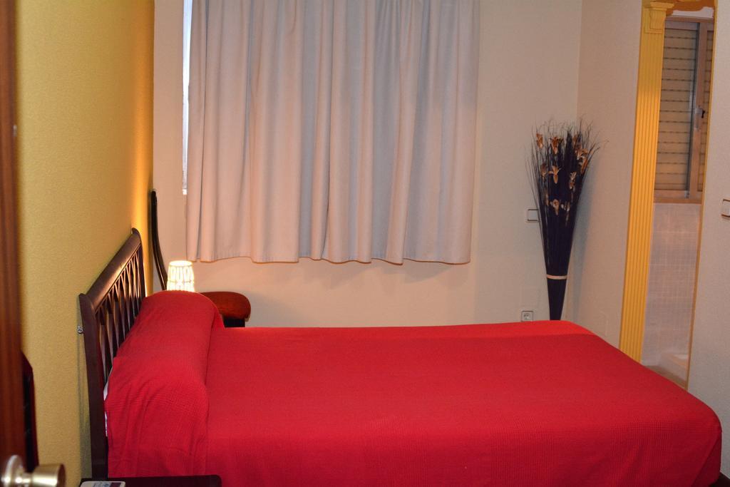 Hostal Gastrobar Carmelo Villarejo de Salvanés Екстериор снимка